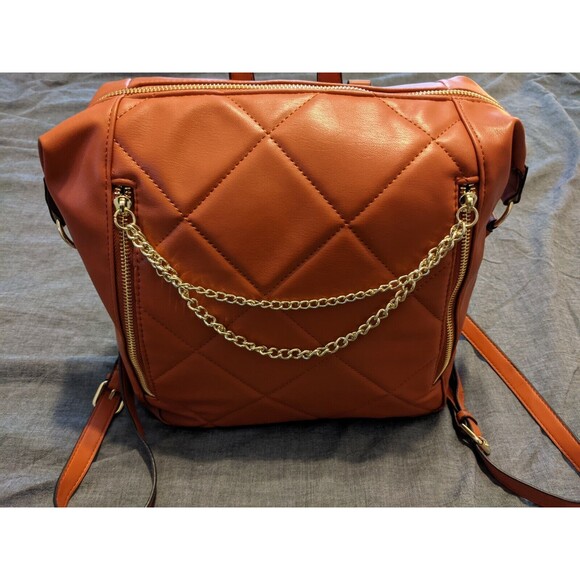 Steve Madden BMariel Pumpkin Orange Quilted Small Backpack Gold Chain NWT $88 - Picture 2 of 7